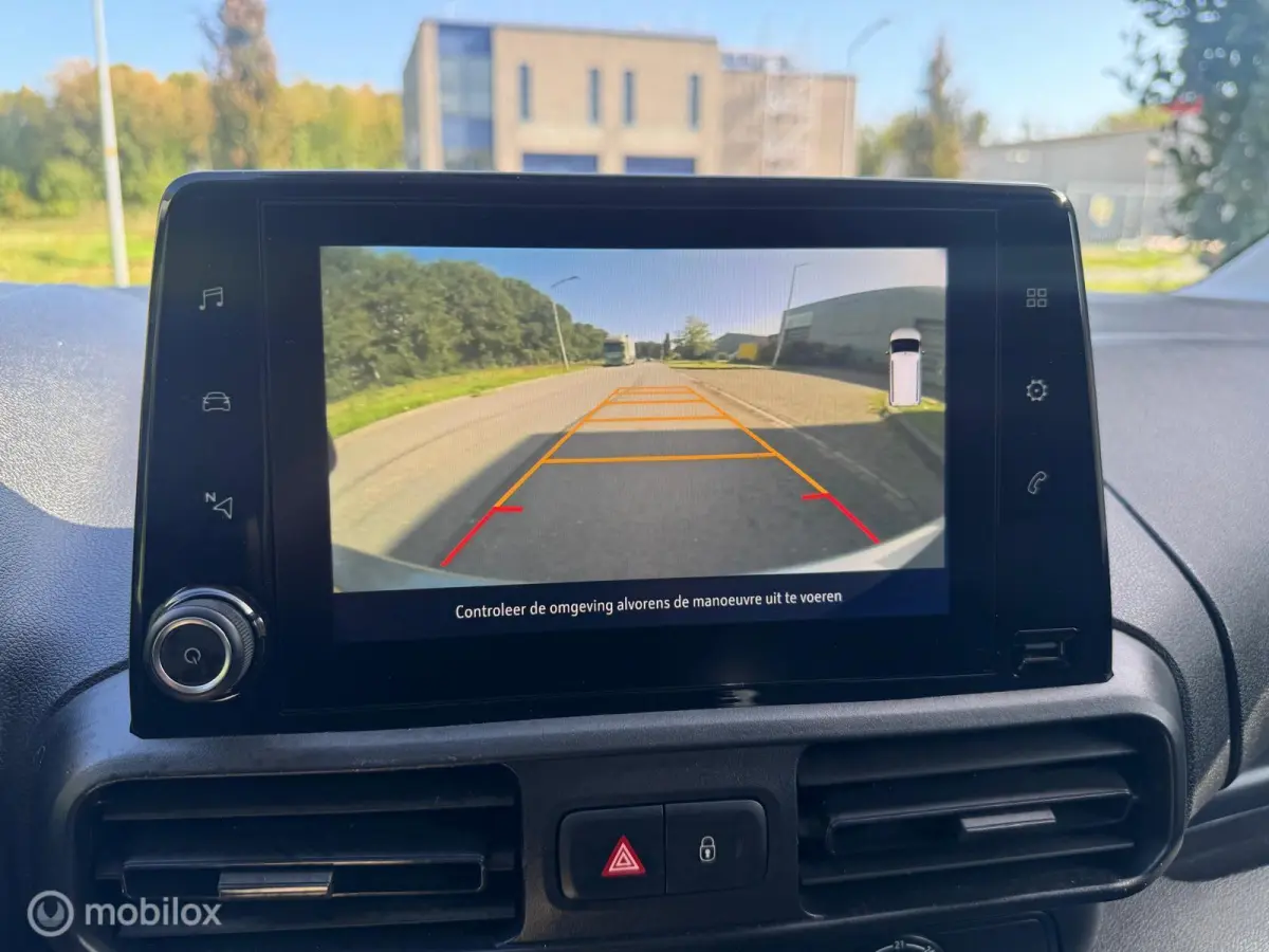 1.5D L1H1 Airco 3Zits Carplay Cruise Nap