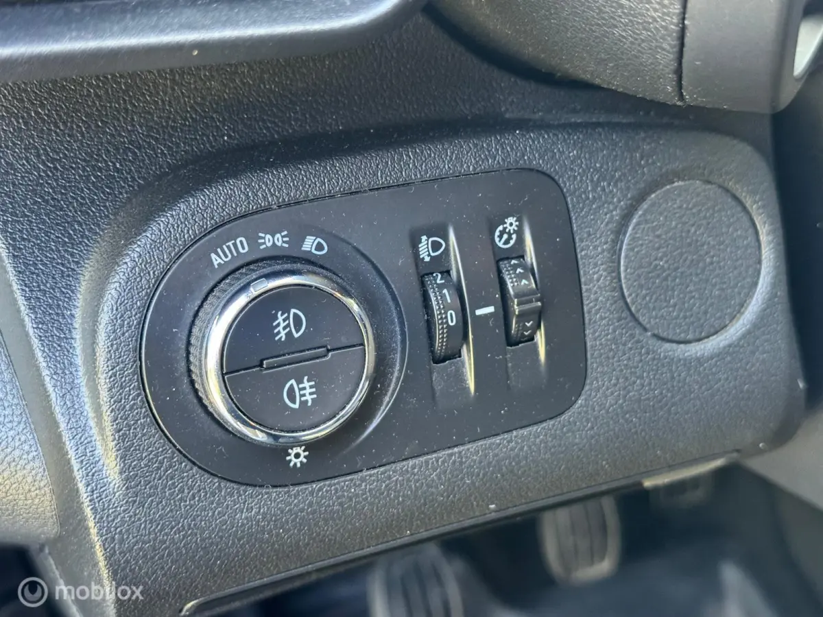 1.5D L1H1 Airco 3Zits Carplay Cruise Nap