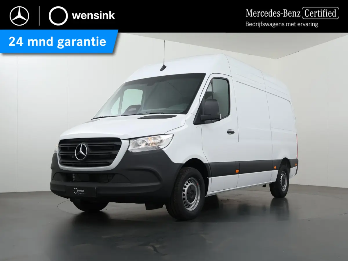 315 L2H2 RWD PRO | 3500KG trekken | Facelift | Carplay | 3-zits | Camera