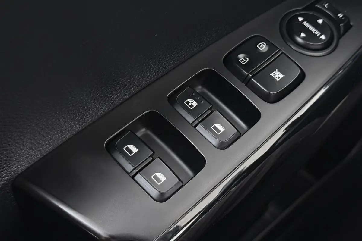 1.0 DPi DynamicLine Camera Carplay Cruise