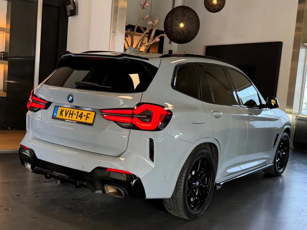 XDrive30e M Package Panorama Camera 1e eigenaar