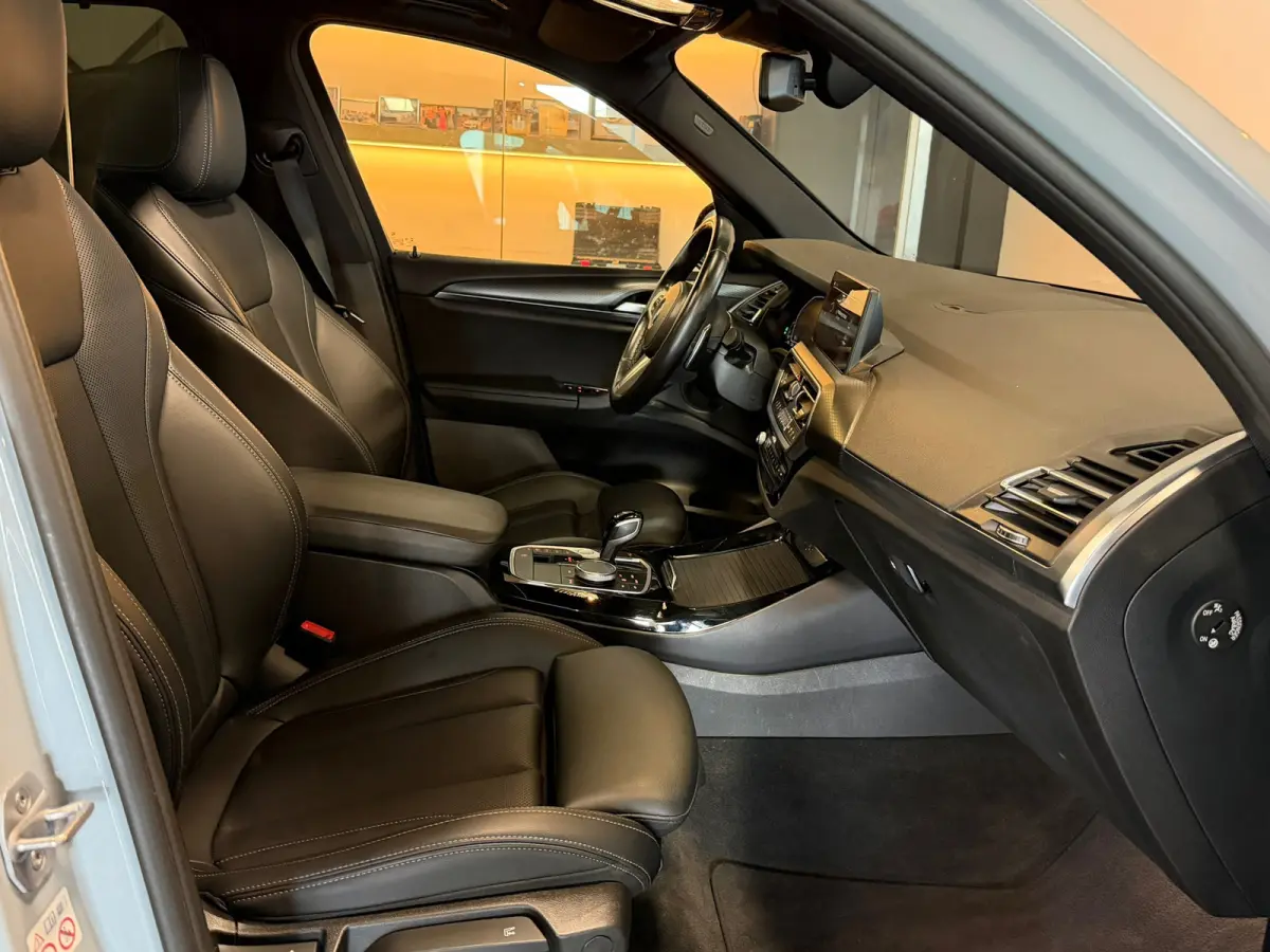 XDrive30e M Package Panorama Camera 1e eigenaar