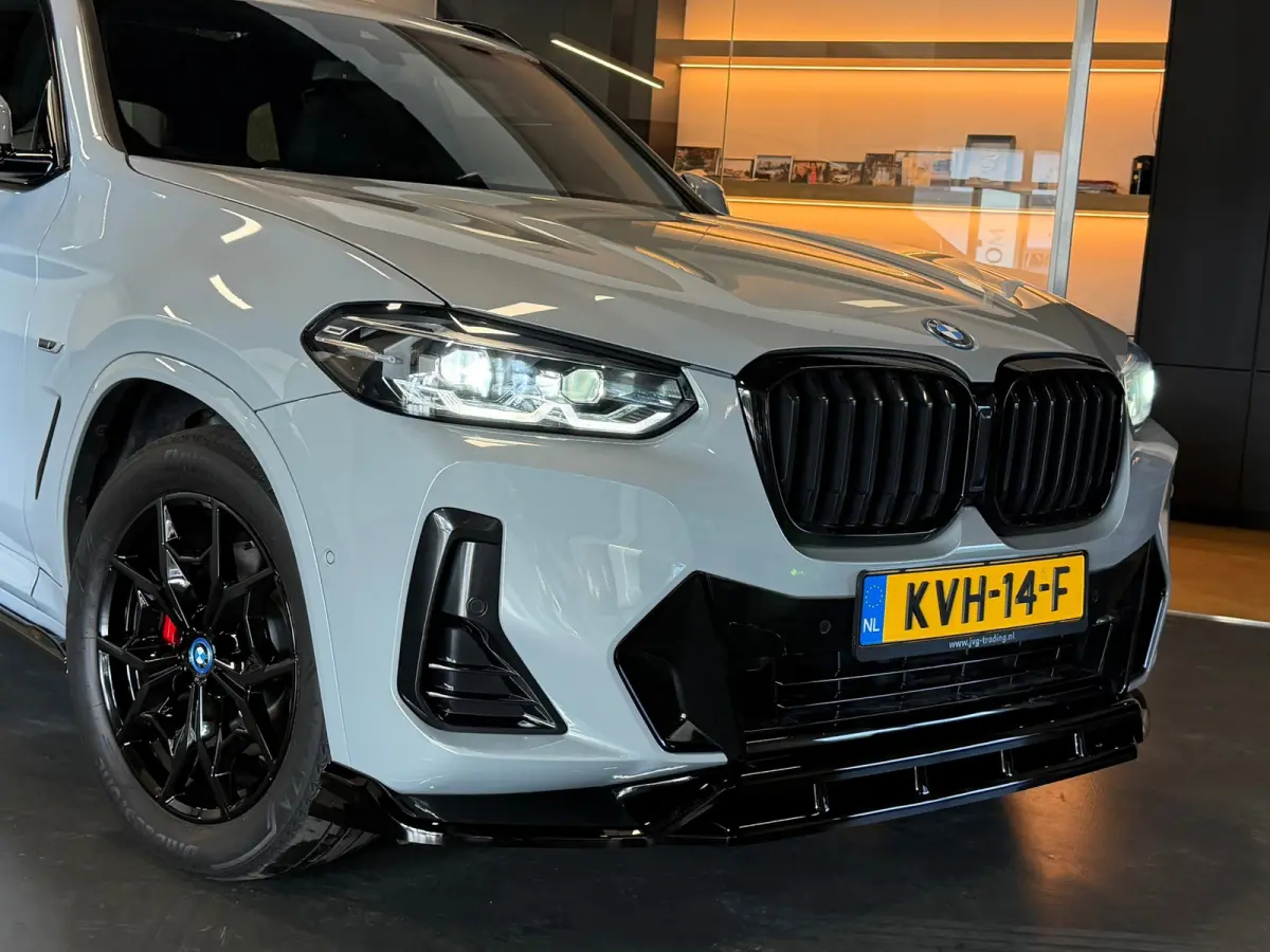 XDrive30e M Package Panorama Camera 1e eigenaar