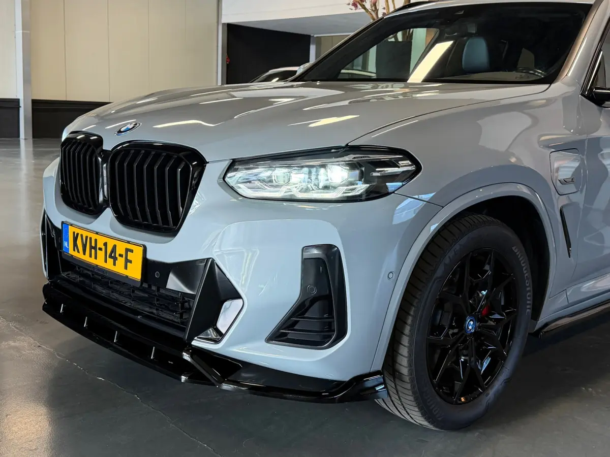 XDrive30e M Package Panorama Camera 1e eigenaar