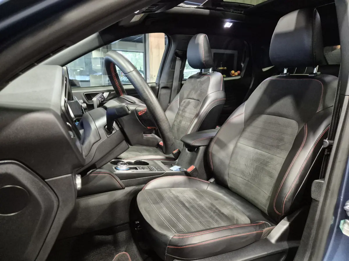 2.5 PHEV ST-Line X Panorama | Camera | HUD | Winterpack | Carplay-Android
