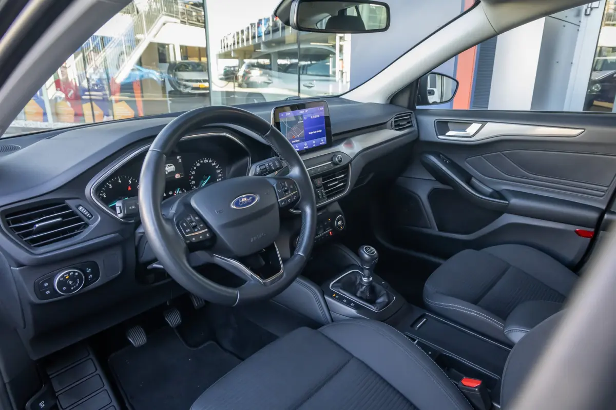 1.0 EcoBoost Hybrid Titanium X Business | Achteruitrijcamera | Apple Carplay/Android Auto | Cruise control adaptief | Keyless | Achteruitrijcamera | Airco (automatisch) | Apple Carplay/Andro