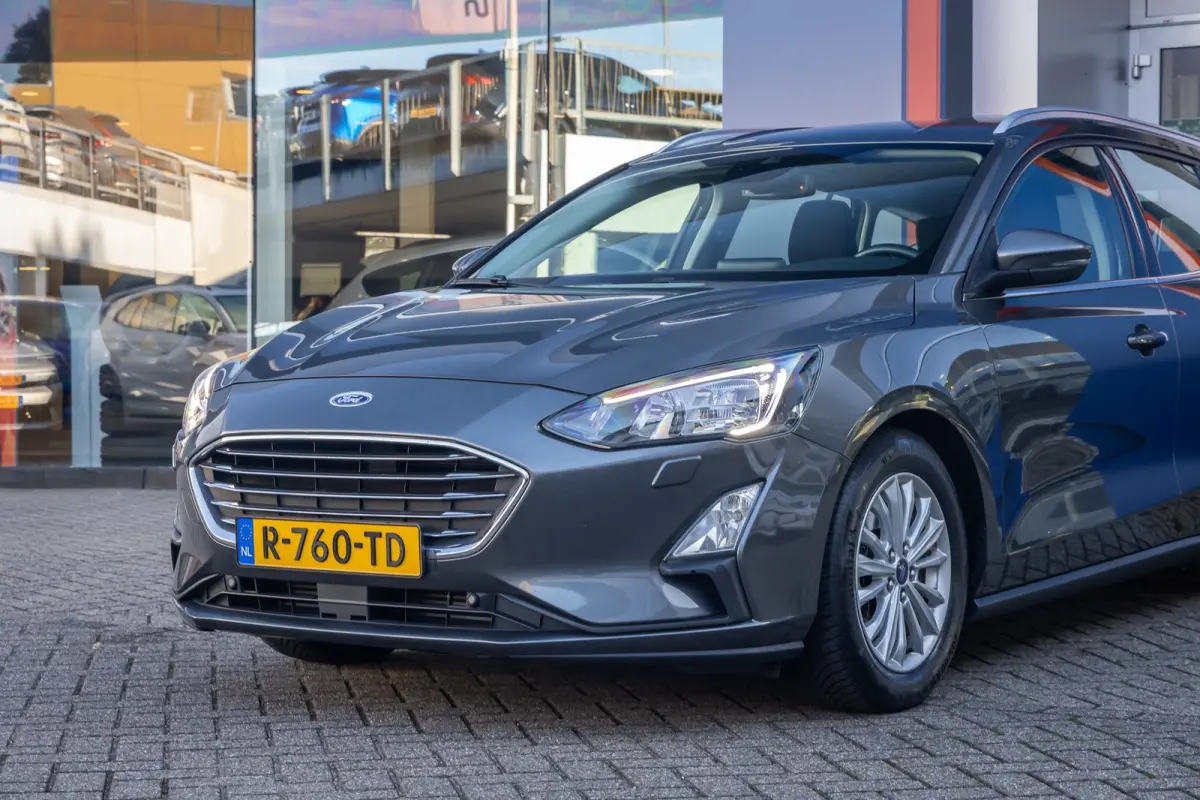 1.0 EcoBoost Hybrid Titanium X Business | Achteruitrijcamera | Apple Carplay/Android Auto | Cruise control adaptief | Keyless | Achteruitrijcamera | Airco (automatisch) | Apple Carplay/Andro