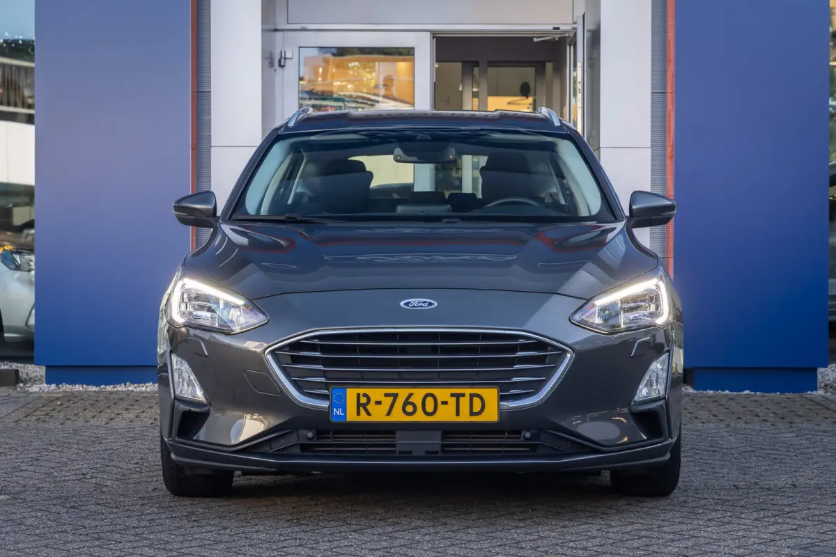 1.0 EcoBoost Hybrid Titanium X Business | Achteruitrijcamera | Apple Carplay/Android Auto | Cruise control adaptief | Keyless | Achteruitrijcamera | Airco (automatisch) | Apple Carplay/Andro