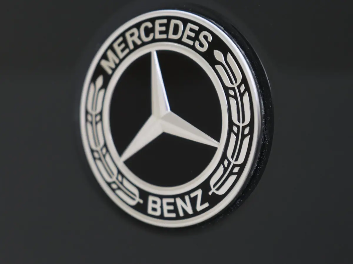 400 e 4MATIC AMG Line / Panoramadak/ 22 inch/ Rijassistentie/ El. Trekhaak/ Zonneschermpakket