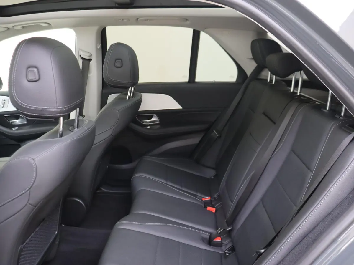400 e 4MATIC AMG Line / Panoramadak/ 22 inch/ Rijassistentie/ El. Trekhaak/ Zonneschermpakket