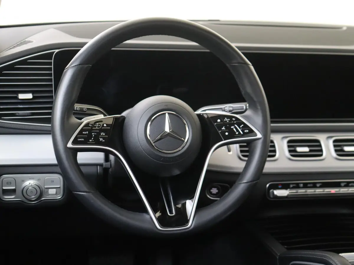 400 e 4MATIC AMG Line / Panoramadak/ 22 inch/ Rijassistentie/ El. Trekhaak/ Zonneschermpakket