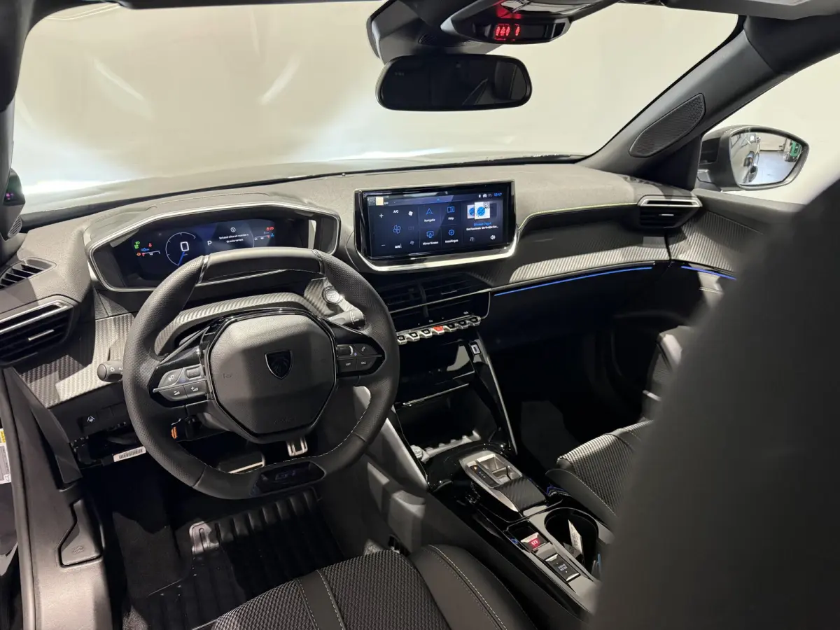 1.2 Hybrid 145 GT | 21% AKTIE ! | APPLE CARPLAY & ANDROID AUTO | CAMERA VOOR + ACHTER | NAVIGATIE |