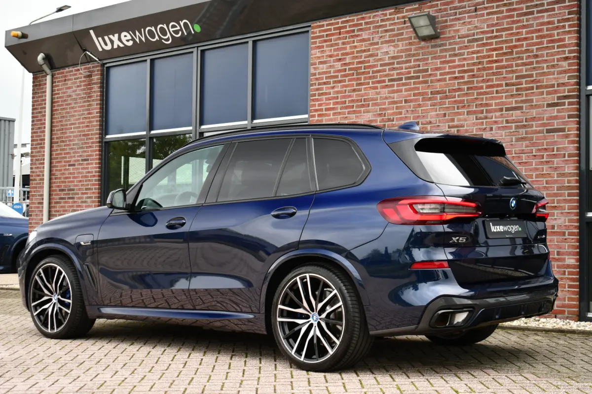 xDrive45e M-Sport Skylounge Trekh ACC 4WS 360 Comf-zetel 22inch