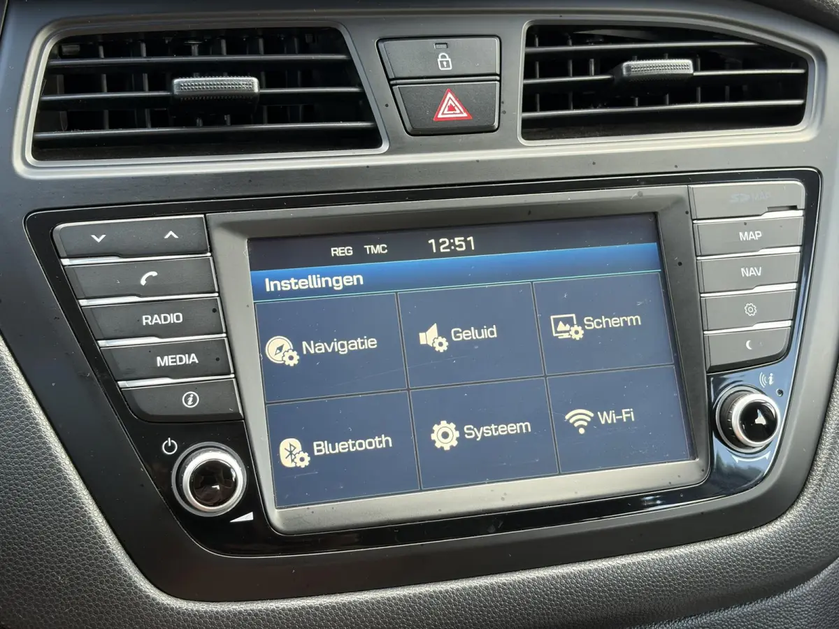 1.0 T-GDI Comfort ✓Camera✓Navi✓Clima✓Cruise✓Pdc✓Rijstrooksensor✓101pk✓N.A.P✓Apk tot 03-2027