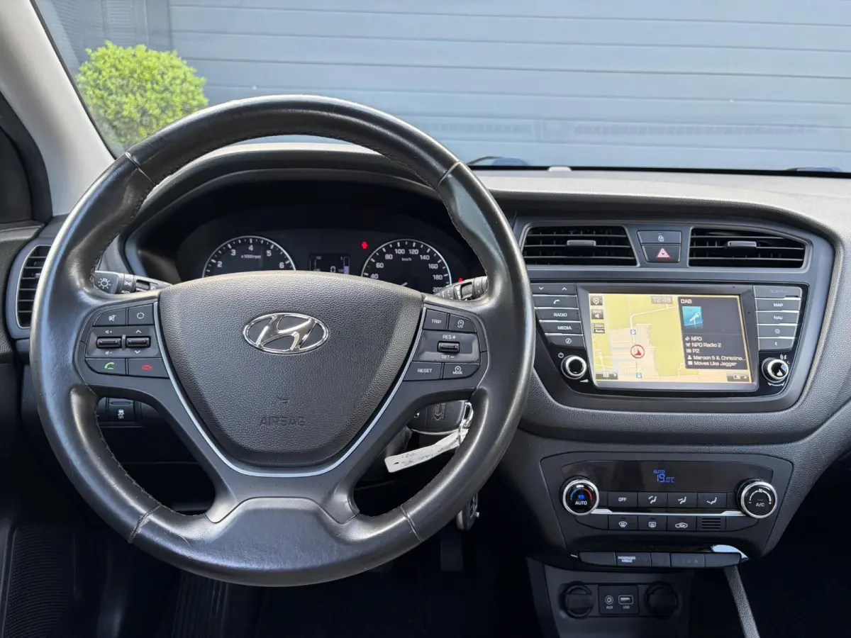 1.0 T-GDI Comfort ✓Camera✓Navi✓Clima✓Cruise✓Pdc✓Rijstrooksensor✓101pk✓N.A.P✓Apk tot 03-2027