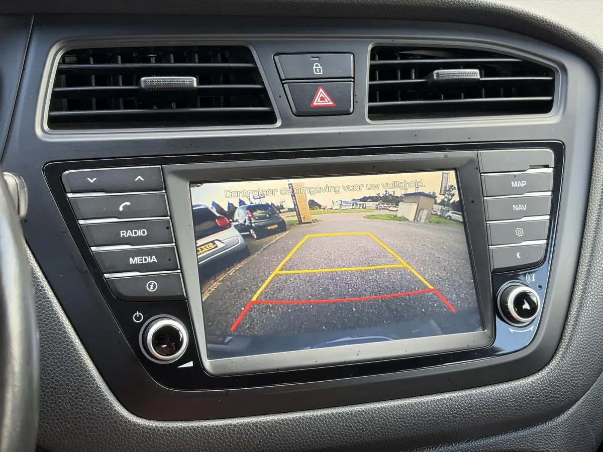1.0 T-GDI Comfort ✓Camera✓Navi✓Clima✓Cruise✓Pdc✓Rijstrooksensor✓101pk✓N.A.P✓Apk tot 03-2027