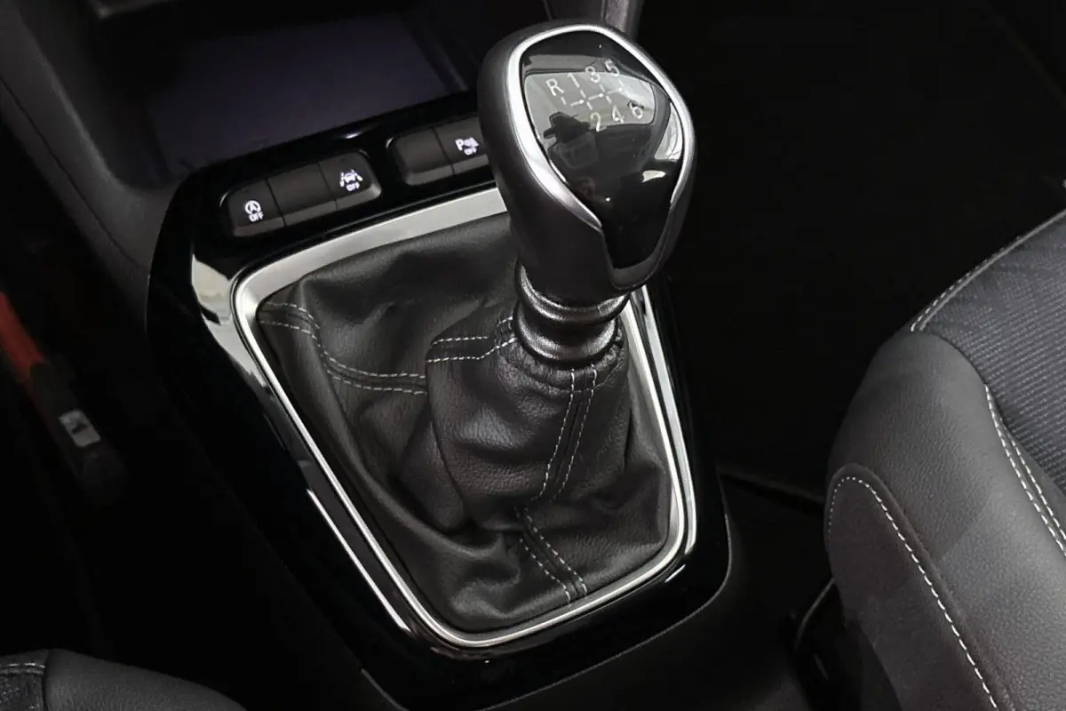 1.2 Elegance 100PK Airco Parkeersensoren Apple CarPlay