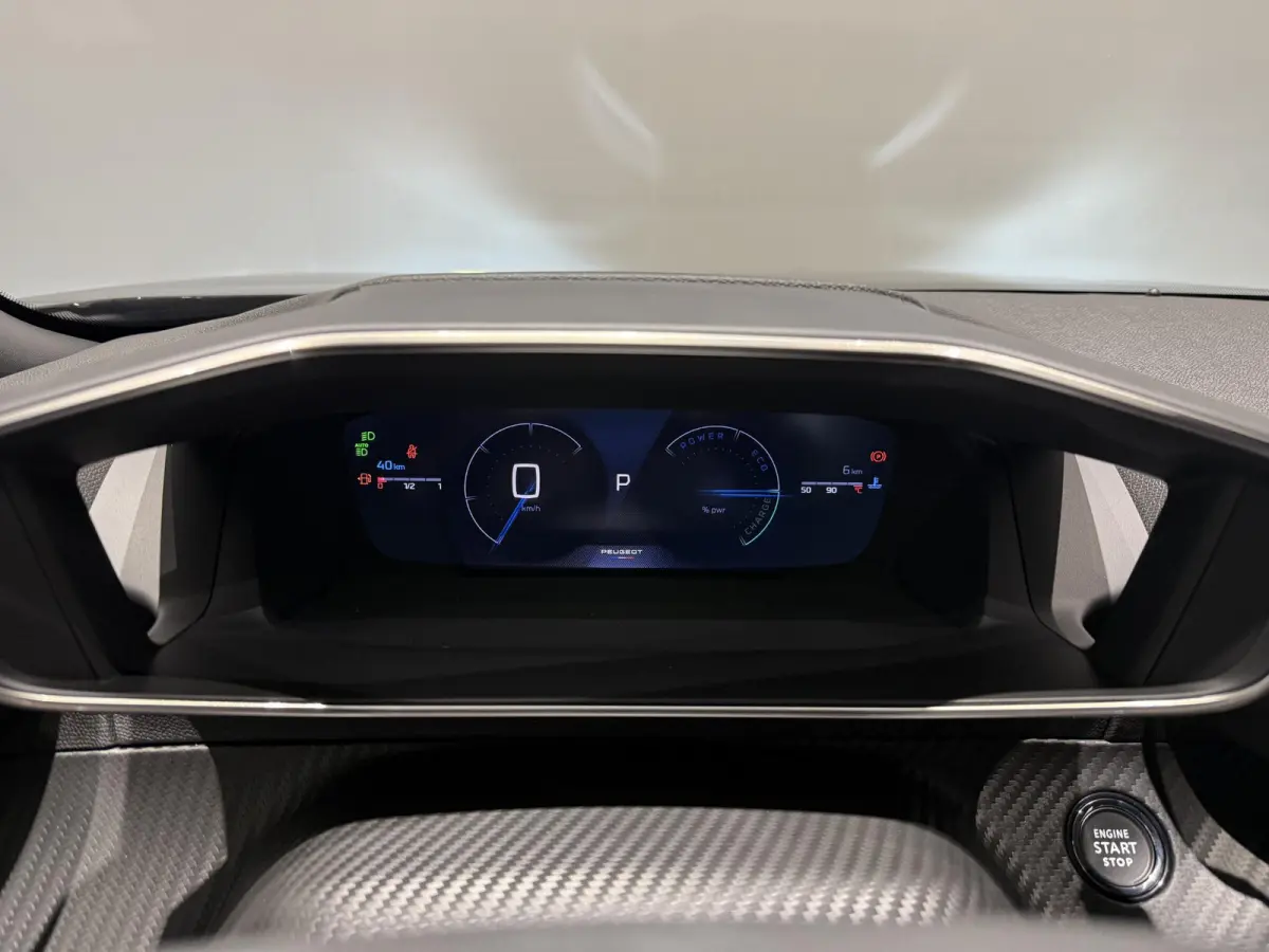 1.2 Hybrid 145 GT | 21% AKTIE ! | APPLE CARPLAY & ANDROID AUTO | CAMERA VOOR + ACHTER | NAVIGATIE |
