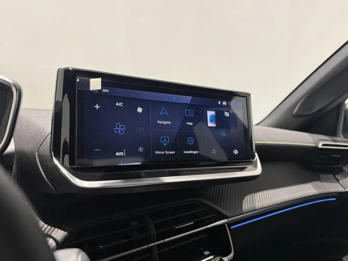 1.2 Hybrid 145 GT | 21% AKTIE ! | APPLE CARPLAY & ANDROID AUTO | CAMERA VOOR + ACHTER | NAVIGATIE |