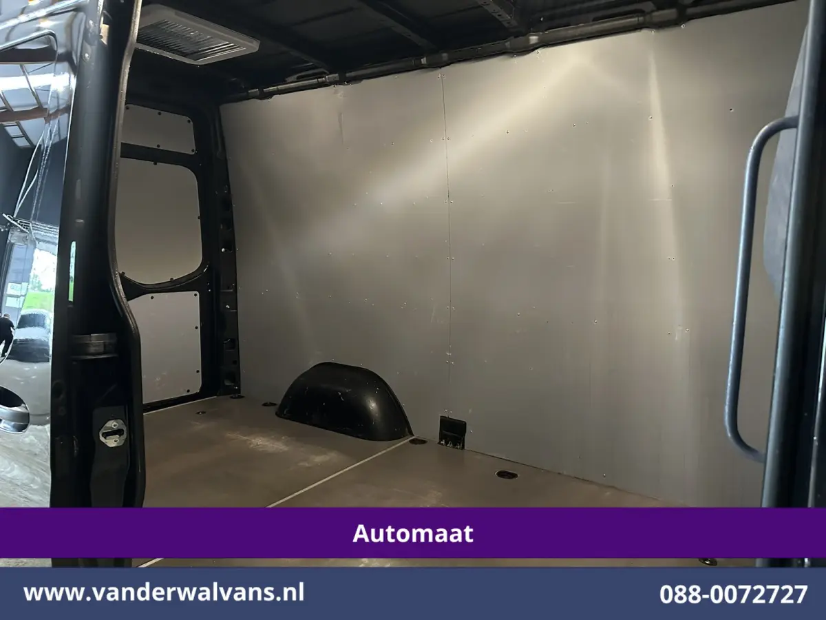 319 CDI 3.0L V6 191pk Automaat L2H2 Euro6 Airco | 360 graden camera | 3500kg Trekhaak | Navigatie | LED | Cruisecontrol LM velgen, Leder, Chauffeursstoel, Parkeersensoren, Sidebars, Bijrijde