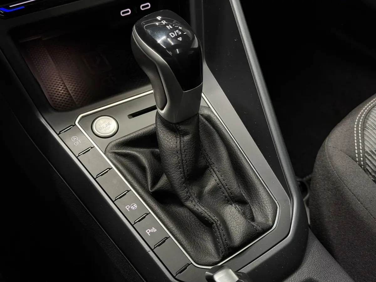 1.5 TSI R-Line BTW! Pano KeylessGo IQ Camera