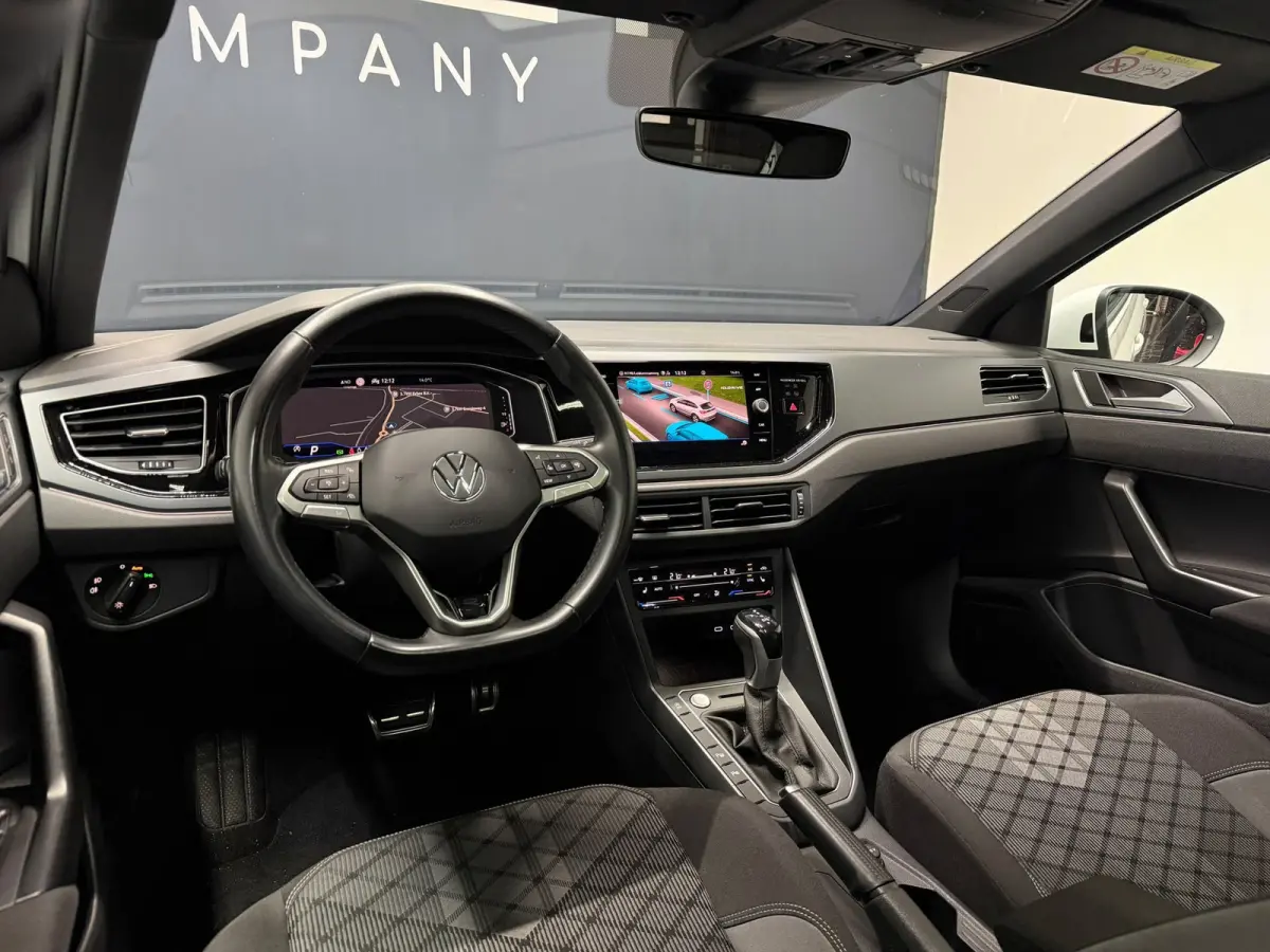 1.5 TSI R-Line BTW! Pano KeylessGo IQ Camera