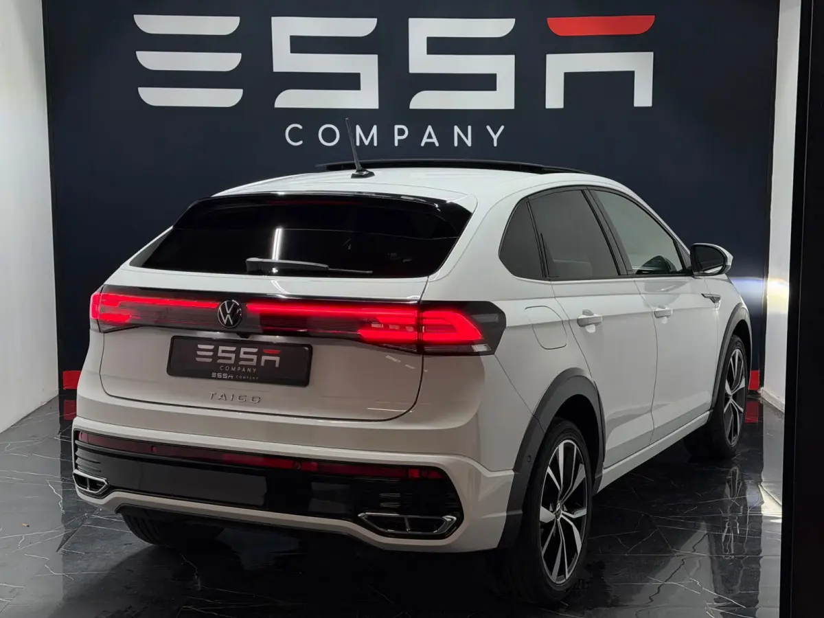 1.5 TSI R-Line BTW! Pano KeylessGo IQ Camera
