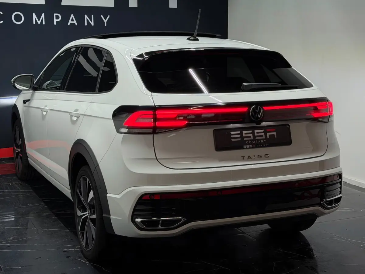 1.5 TSI R-Line BTW! Pano KeylessGo IQ Camera