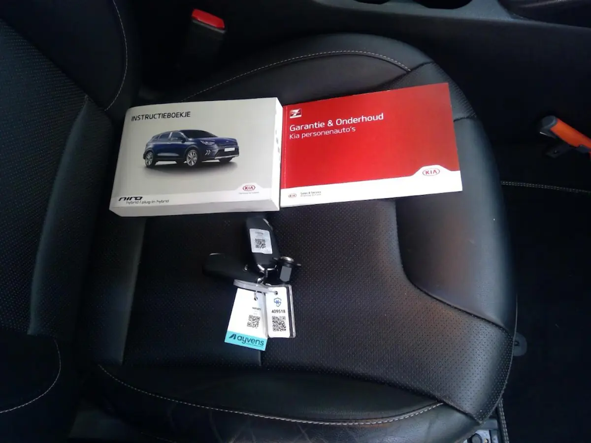 1.6 GDi Hybrid DynamicPlusLine+Leder+breed-Navigatie+camera+stoel&stuur-verw+ = DECEMBER 2021