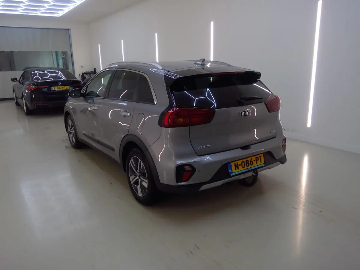 1.6 GDi Hybrid DynamicPlusLine+Leder+breed-Navigatie+camera+stoel&stuur-verw+ = DECEMBER 2021