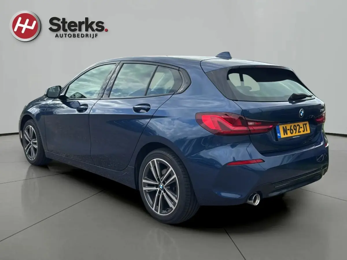 118i Business Edition SPORT LINE HALF LEDER ZEER MOOI NL AUTO