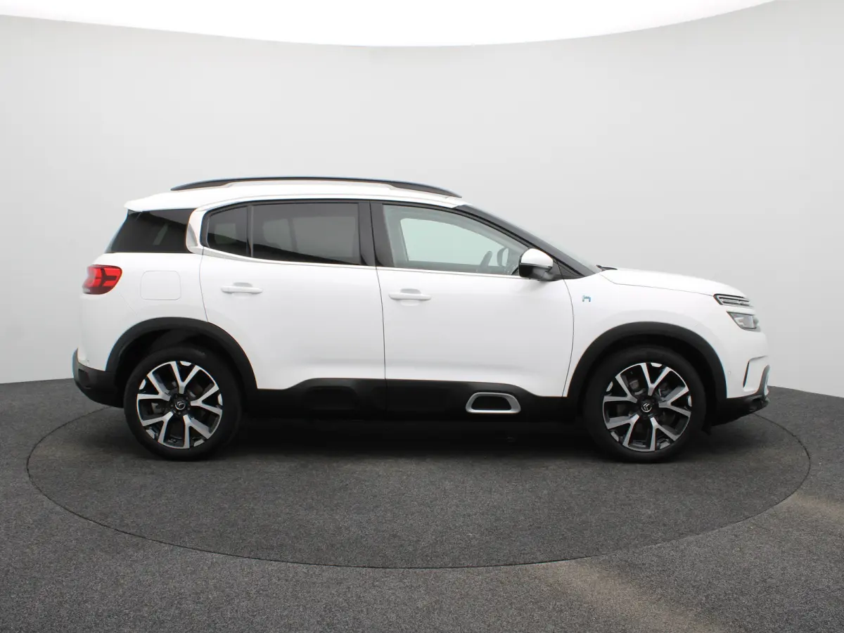 1.6 Plug-in Hybrid 225 Shine | Automaat | Leder | 360* camera | Elek. stoelen | Elek. achterklep | Navi | Adaptieve cruise | Clima |