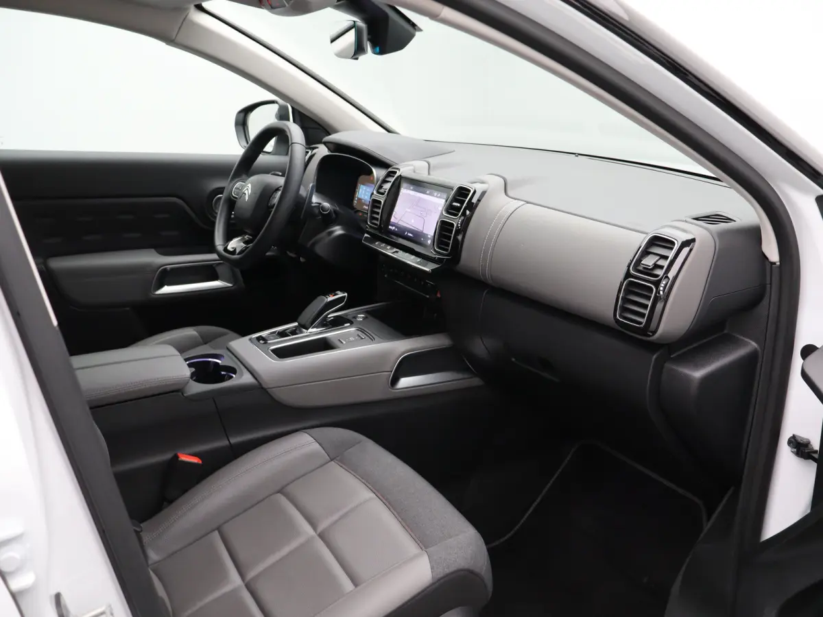 1.6 Plug-in Hybrid 225 Shine | Automaat | Leder | 360* camera | Elek. stoelen | Elek. achterklep | Navi | Adaptieve cruise | Clima |