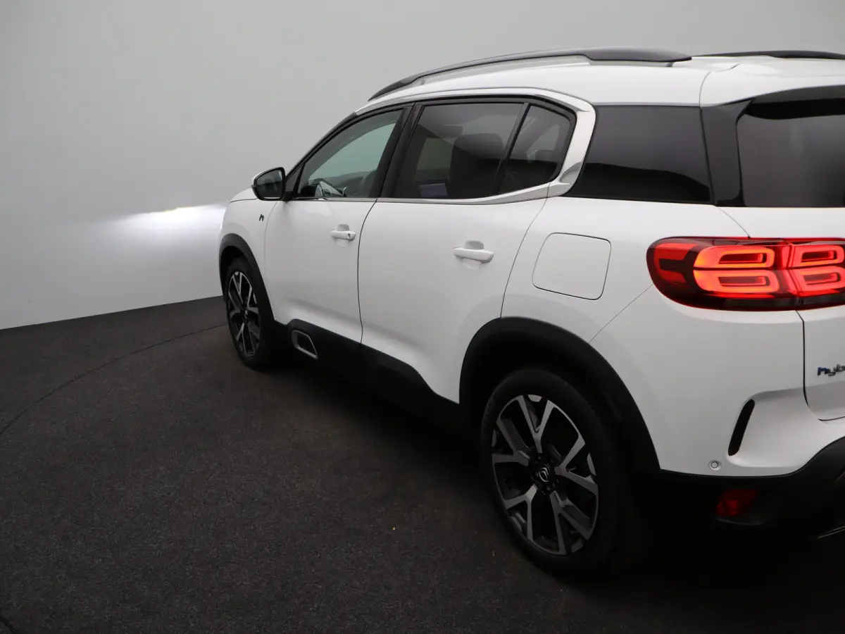 1.6 Plug-in Hybrid 225 Shine | Automaat | Leder | 360* camera | Elek. stoelen | Elek. achterklep | Navi | Adaptieve cruise | Clima |