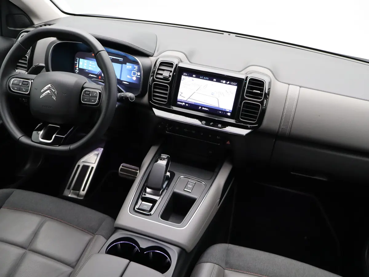 1.6 Plug-in Hybrid 225 Shine | Automaat | Leder | 360* camera | Elek. stoelen | Elek. achterklep | Navi | Adaptieve cruise | Clima |
