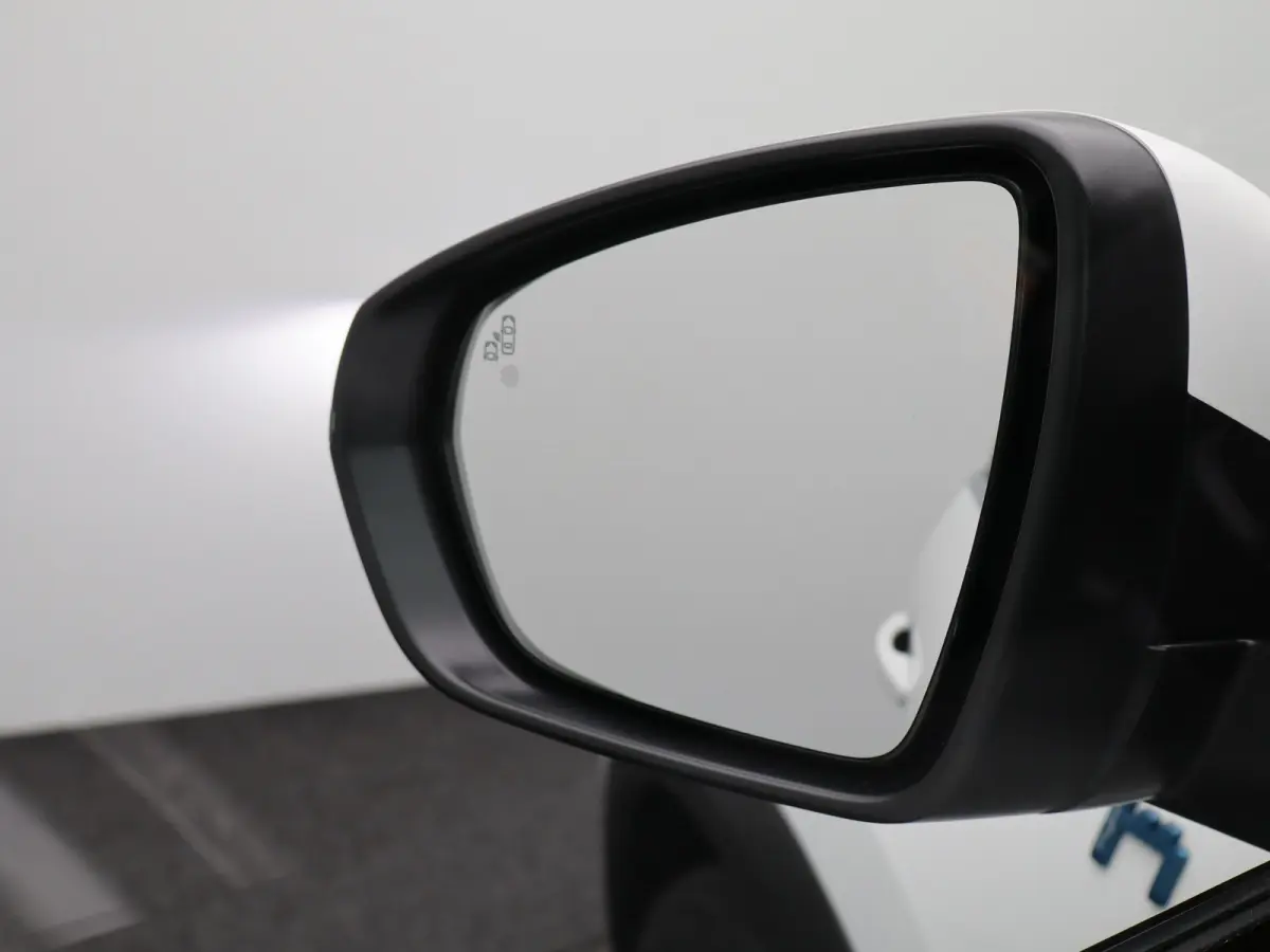 1.6 Plug-in Hybrid 225 Shine | Automaat | Leder | 360* camera | Elek. stoelen | Elek. achterklep | Navi | Adaptieve cruise | Clima |