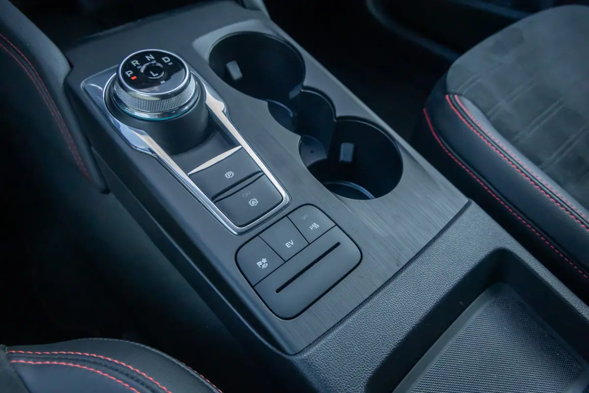 2.5 PHEV ST-Line X | Black-pack | B&O audio | Apple Carplay/Android Auto | B&O | Achteruitrijcamera | Elektrisch bedienbare achterklep | Achteruitrijcamera | Apple Carplay/Android Auto|telef