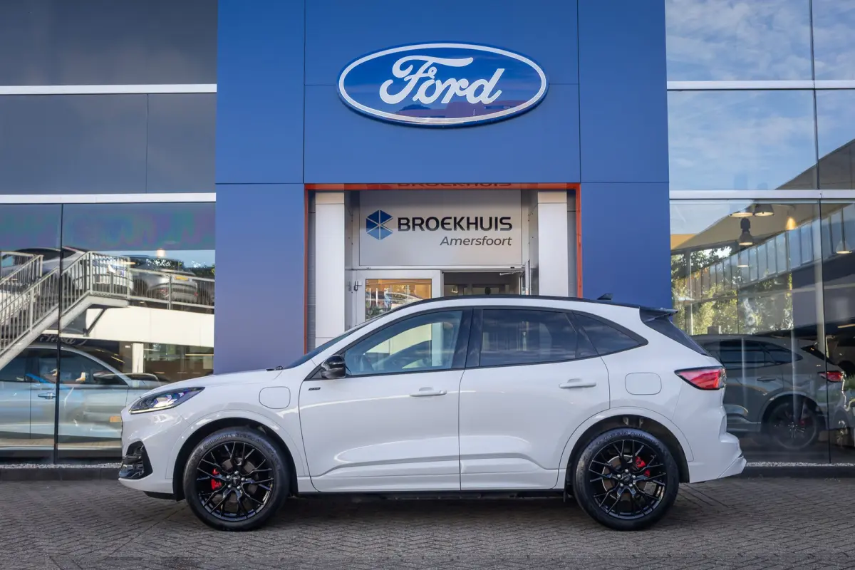 2.5 PHEV ST-Line X | Black-pack | B&O audio | Apple Carplay/Android Auto | B&O | Achteruitrijcamera | Elektrisch bedienbare achterklep | Achteruitrijcamera | Apple Carplay/Android Auto|telef