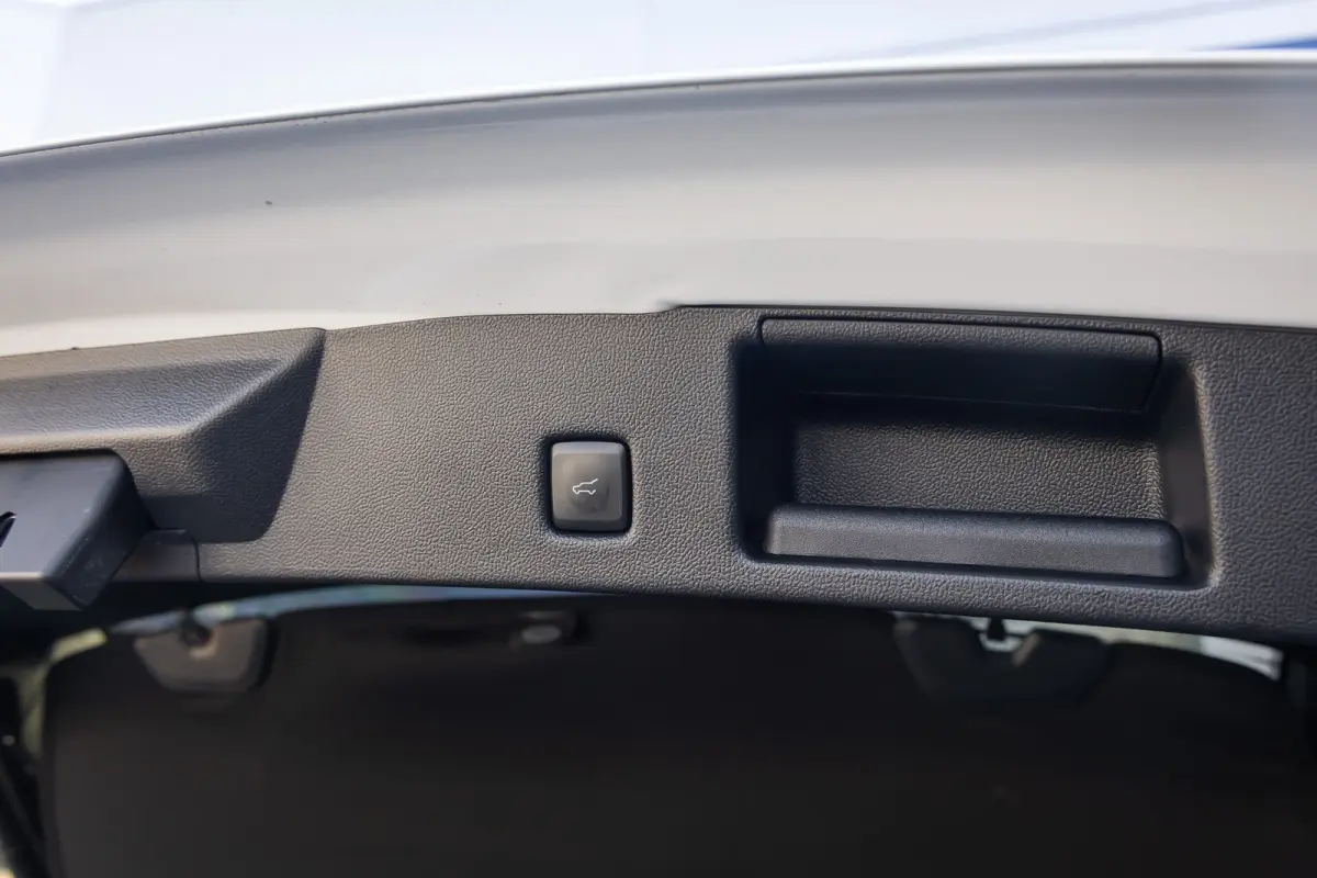 2.5 PHEV ST-Line X | Black-pack | B&O audio | Apple Carplay/Android Auto | B&O | Achteruitrijcamera | Elektrisch bedienbare achterklep | Achteruitrijcamera | Apple Carplay/Android Auto|telef
