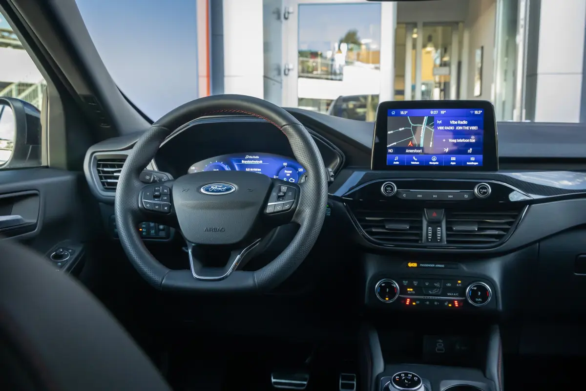 2.5 PHEV ST-Line X | Black-pack | B&O audio | Apple Carplay/Android Auto | B&O | Achteruitrijcamera | Elektrisch bedienbare achterklep | Achteruitrijcamera | Apple Carplay/Android Auto|telef