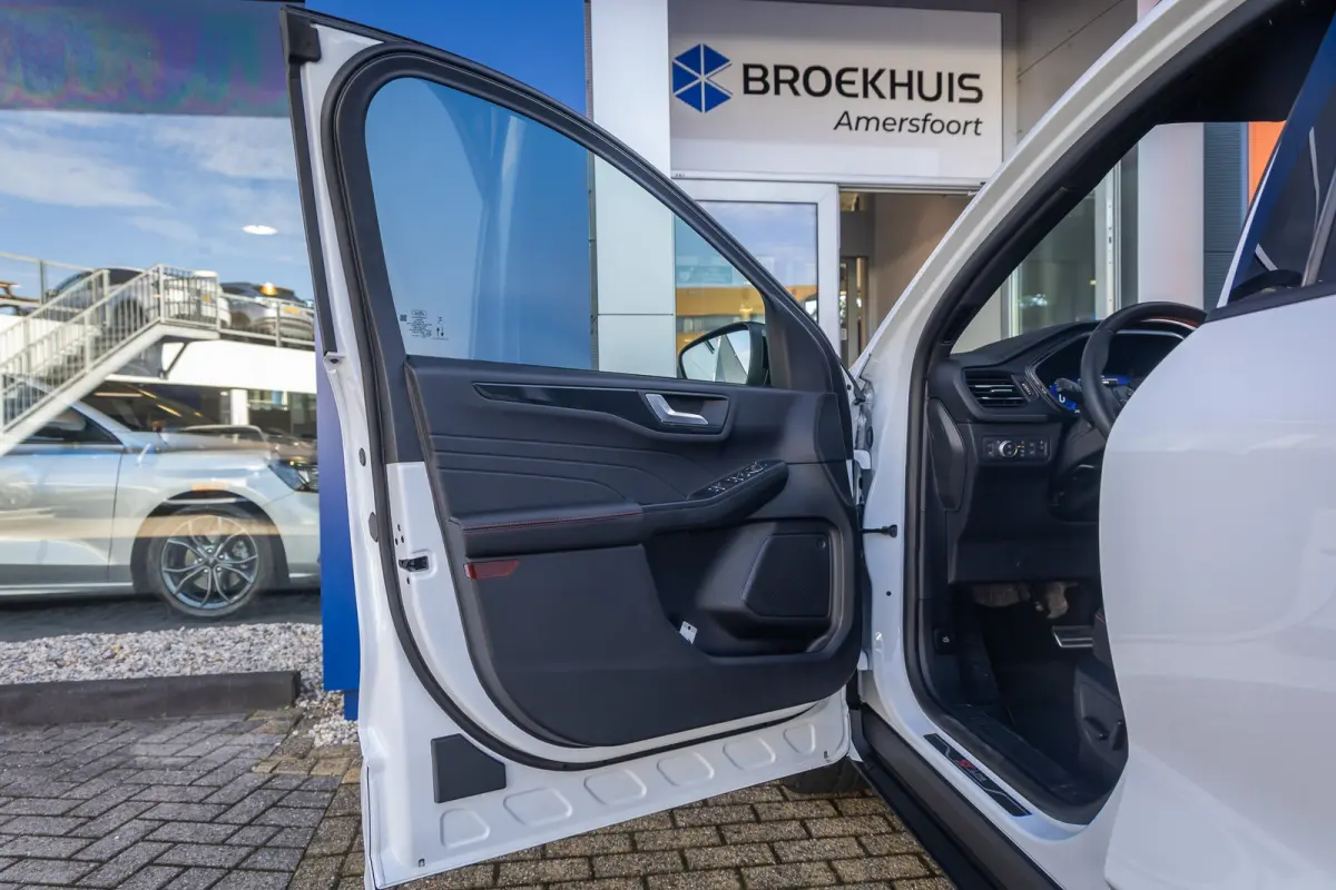 2.5 PHEV ST-Line X | Black-pack | B&O audio | Apple Carplay/Android Auto | B&O | Achteruitrijcamera | Elektrisch bedienbare achterklep | Achteruitrijcamera | Apple Carplay/Android Auto|telef