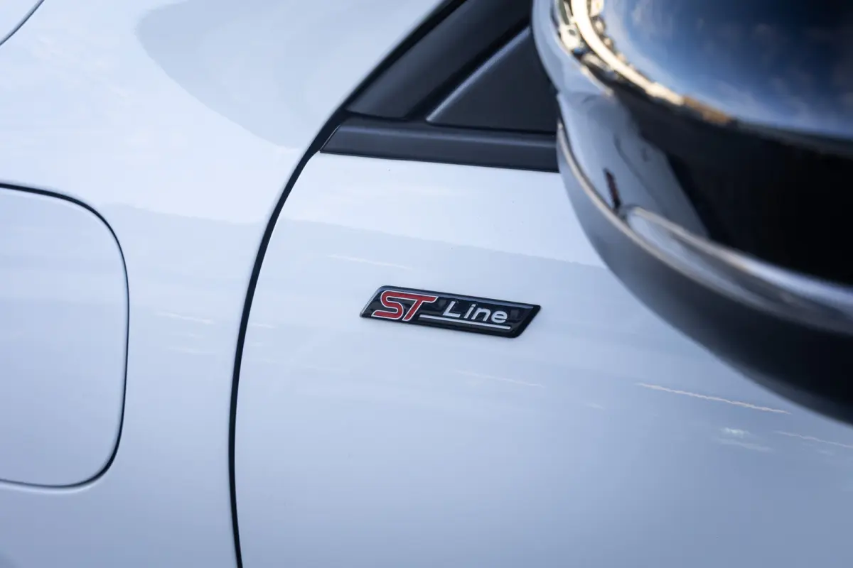 2.5 PHEV ST-Line X | Black-pack | B&O audio | Apple Carplay/Android Auto | B&O | Achteruitrijcamera | Elektrisch bedienbare achterklep | Achteruitrijcamera | Apple Carplay/Android Auto|telef