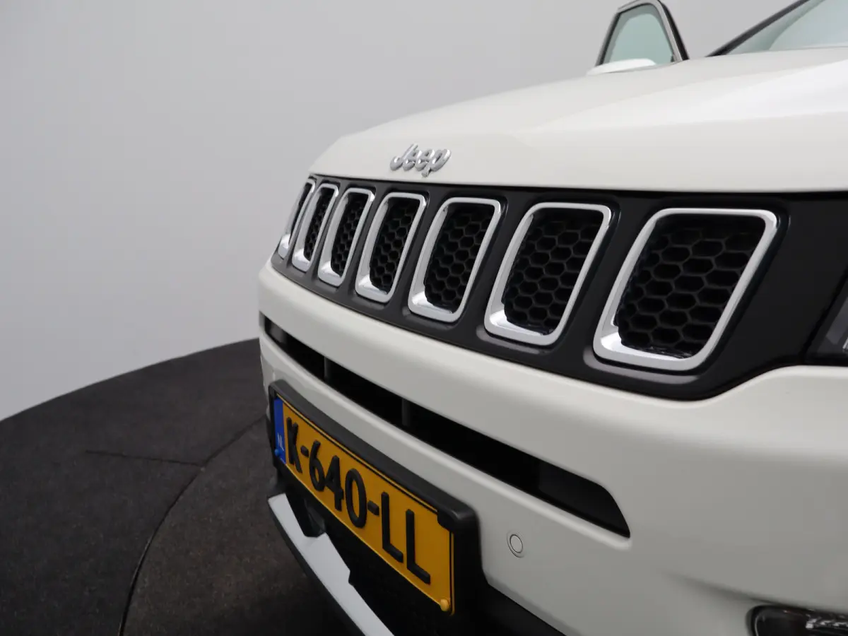1.3T Limited | Achteruitrijcamera | Trekhaak | Panoramadak | Climate Control | Parkeersensoren | Stoelverwarming