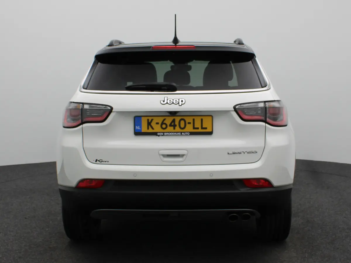 1.3T Limited | Achteruitrijcamera | Trekhaak | Panoramadak | Climate Control | Parkeersensoren | Stoelverwarming