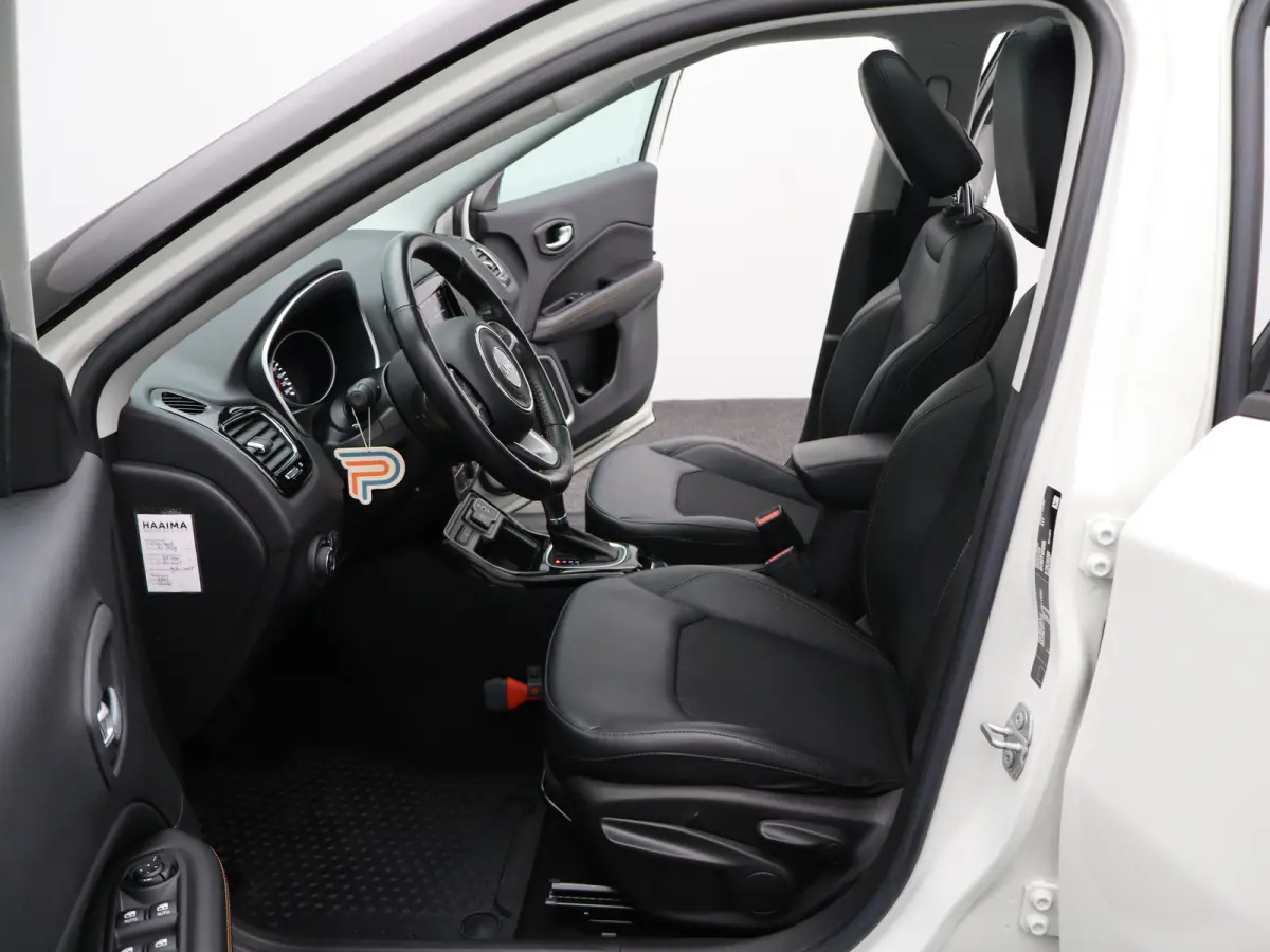1.3T Limited | Achteruitrijcamera | Trekhaak | Panoramadak | Climate Control | Parkeersensoren | Stoelverwarming