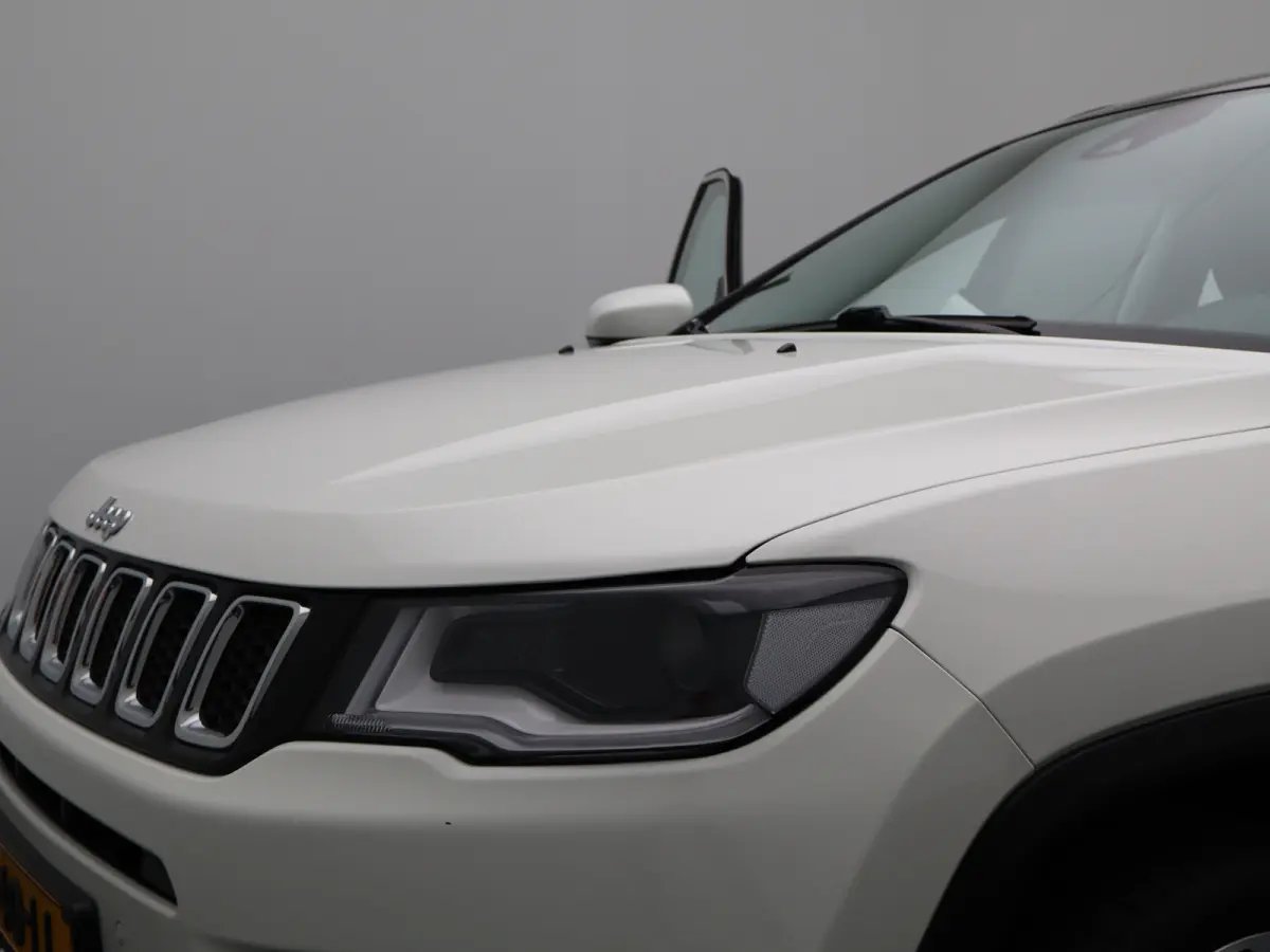 1.3T Limited | Achteruitrijcamera | Trekhaak | Panoramadak | Climate Control | Parkeersensoren | Stoelverwarming