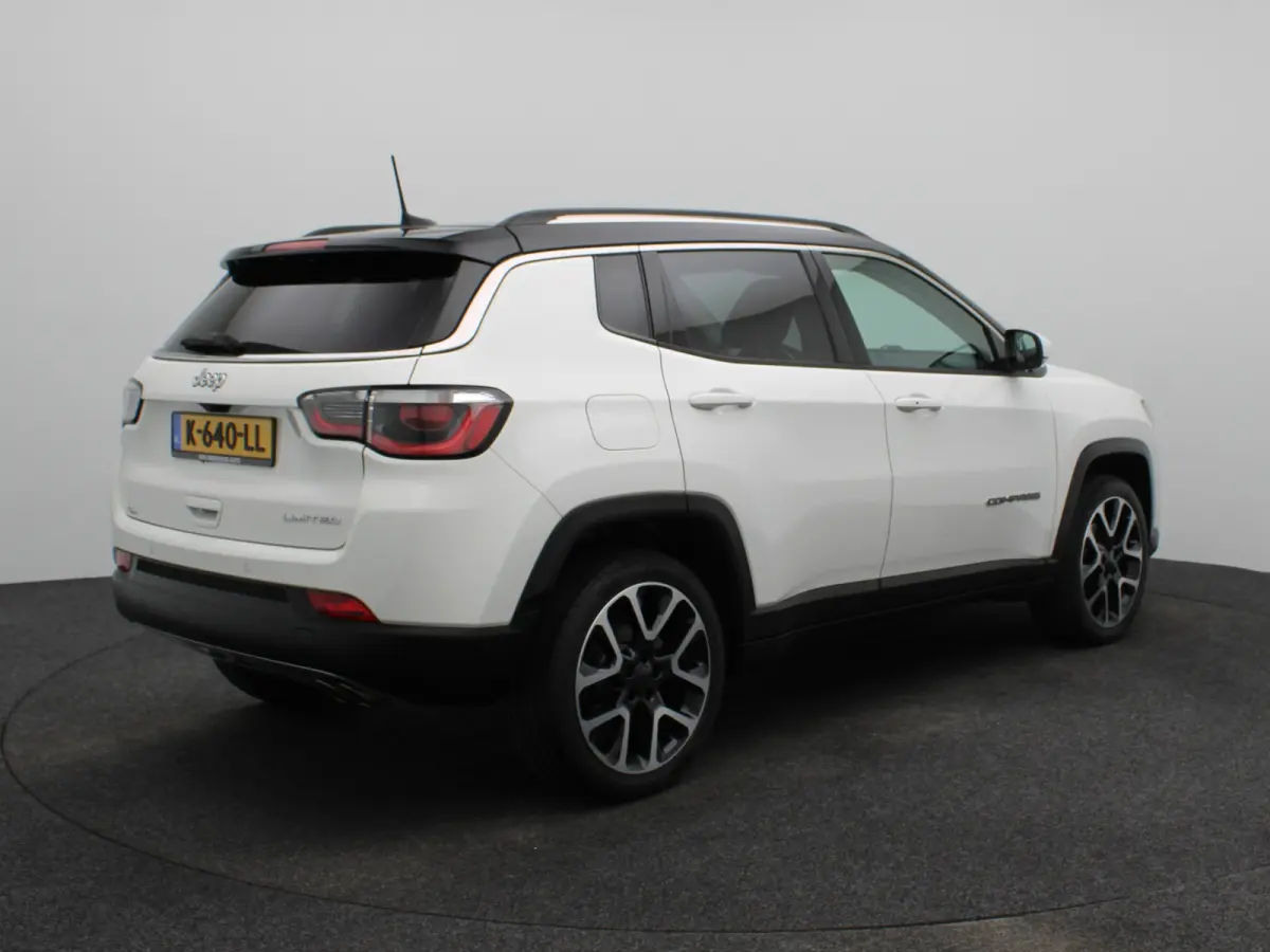 1.3T Limited | Achteruitrijcamera | Trekhaak | Panoramadak | Climate Control | Parkeersensoren | Stoelverwarming