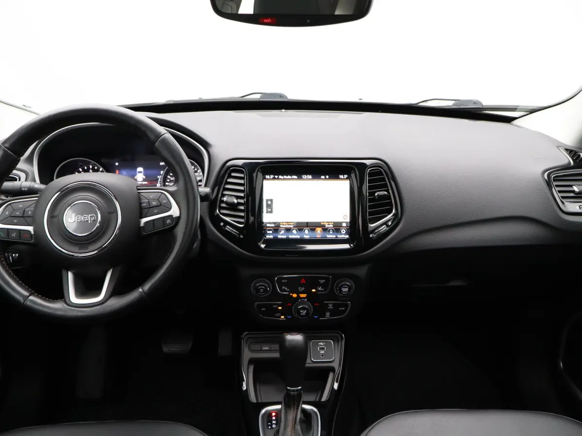 1.3T Limited | Achteruitrijcamera | Trekhaak | Panoramadak | Climate Control | Parkeersensoren | Stoelverwarming