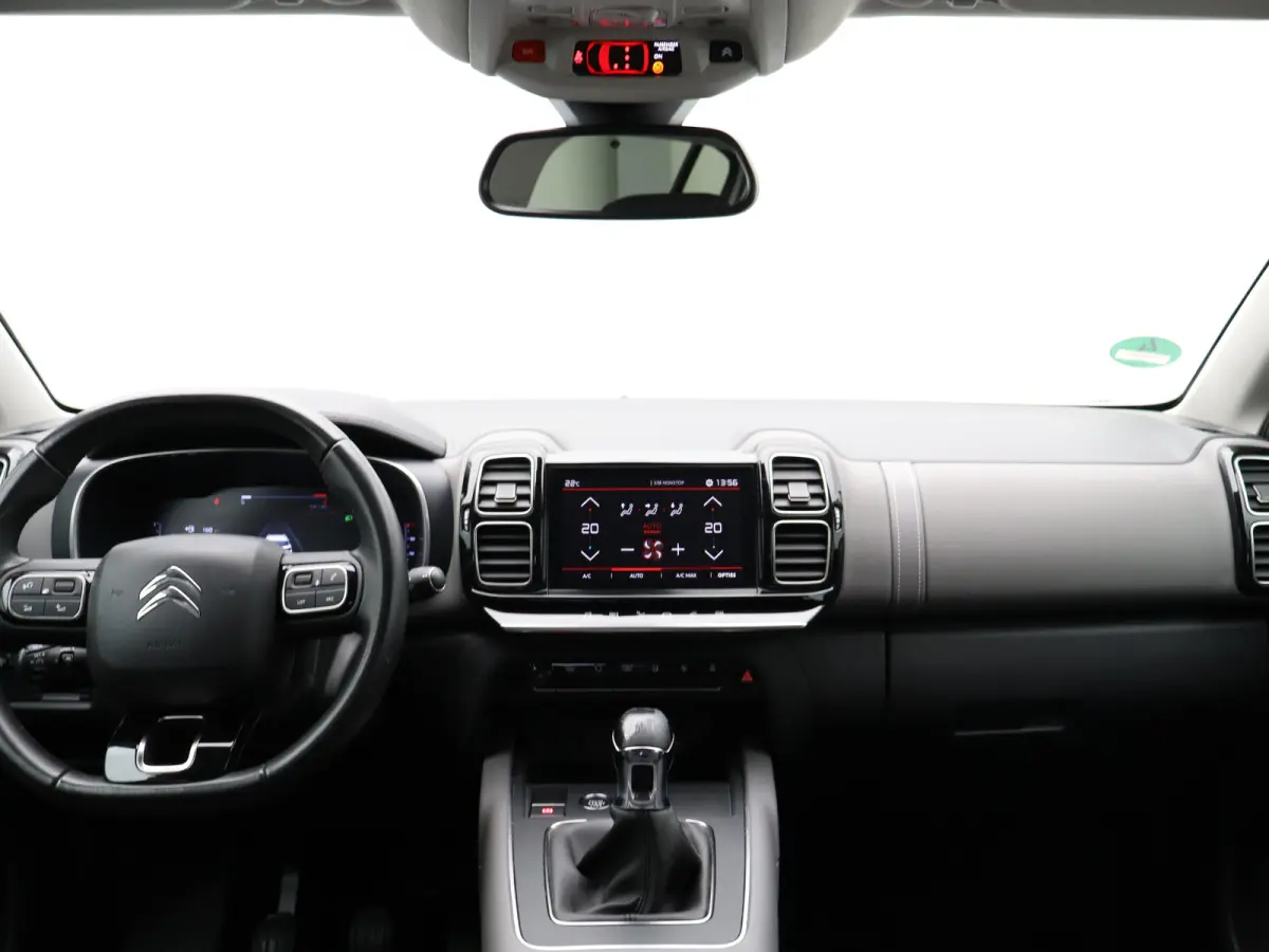 1.2 PureTech Feel | Cruise Control | Camera | Parkeersensoren | Climate Control | Half Lederen Bekleding | Apple Carplay/Android Auto