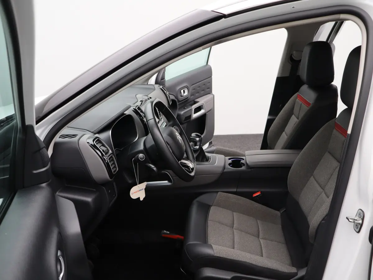 1.2 PureTech Feel | Cruise Control | Camera | Parkeersensoren | Climate Control | Half Lederen Bekleding | Apple Carplay/Android Auto